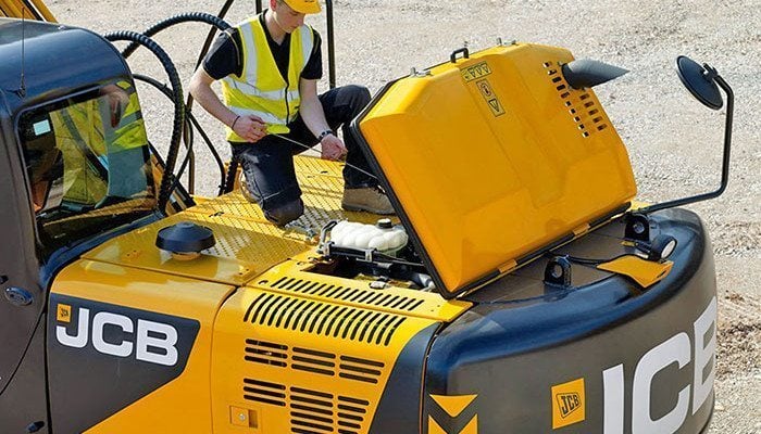 Greenshields JCB drives service improvements with Maxoptra routing and scheduling software